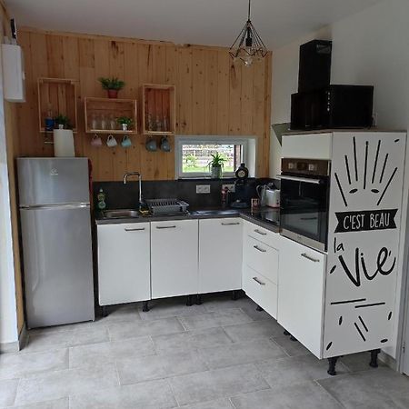 Le Gite Adore Bissieres Exteriör bild